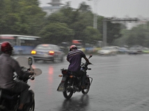 雨中即景（随拍）